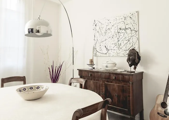 La Secchia Rapita Bed & Breakfast *