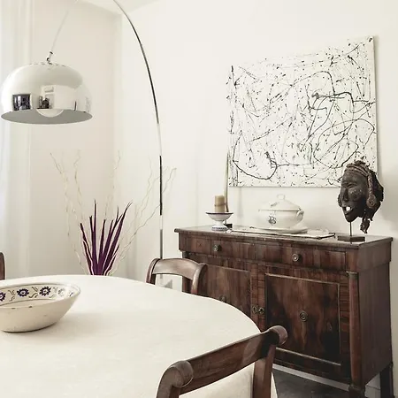 La Secchia Rapita Bed & Breakfast *